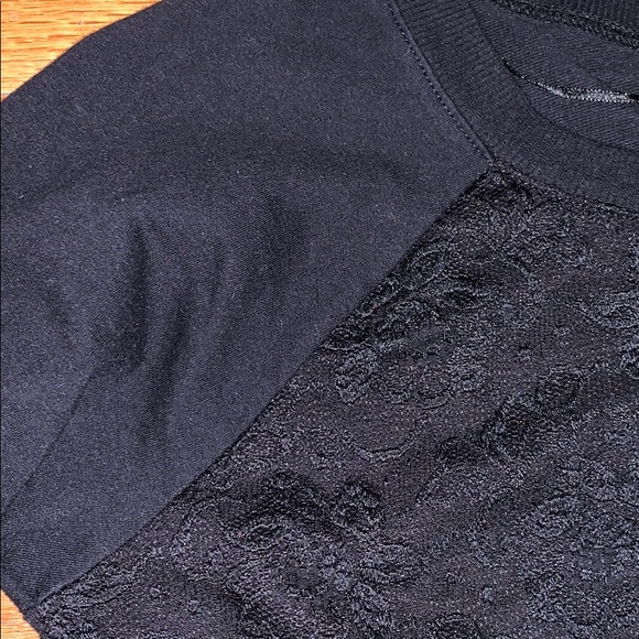 Black sweater - Picture 3 of 4